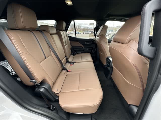 Thumbnail: 2025 Toyota 4Runner - 23