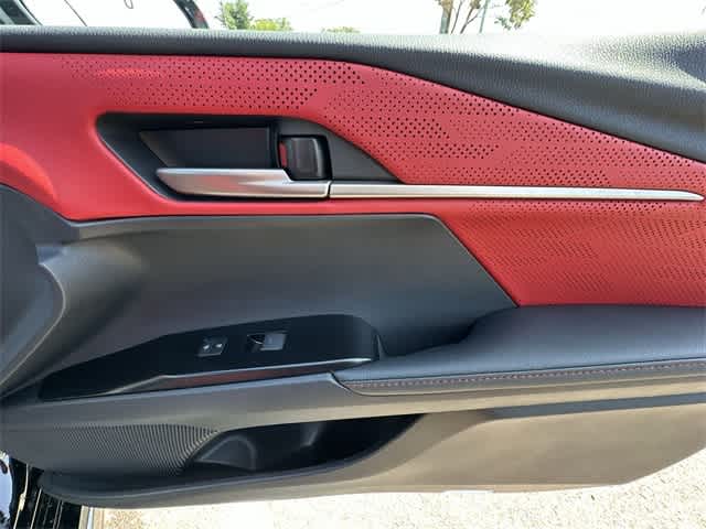 Thumbnail: 2025 Toyota Camry - 20