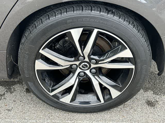 Thumbnail: 2024 Volvo S60 - 5