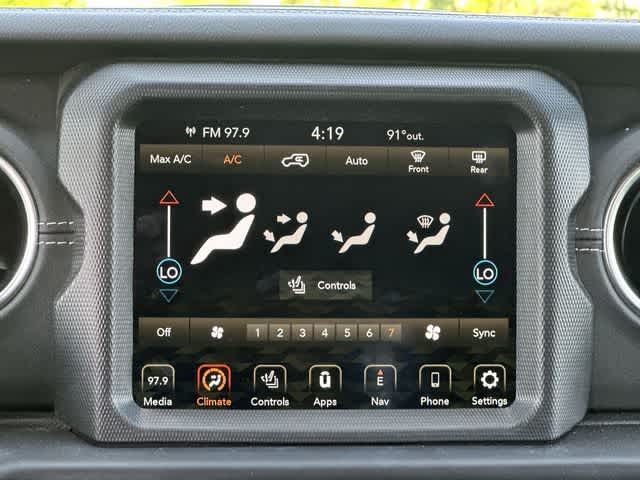 Thumbnail: 2023 Jeep Wrangler - 14