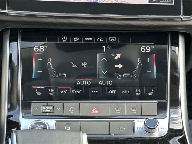 Thumbnail: 2023 Audi Q8 - 16