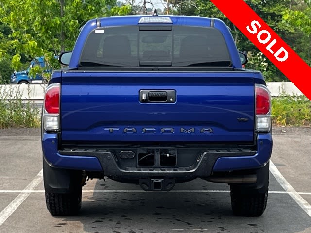Thumbnail: 2022 Toyota Tacoma - 4