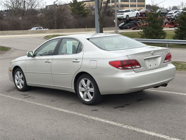 Thumbnail: 2005 Lexus ES - 22