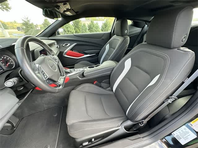 Thumbnail: 2022 Chevrolet Camaro - 17