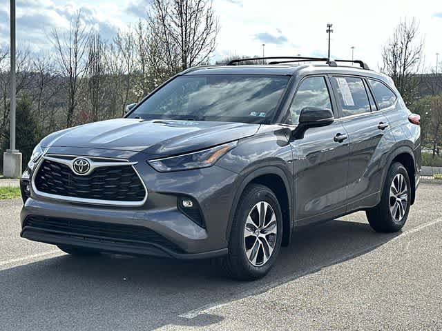 Thumbnail: 2023 Toyota Highlander - 1