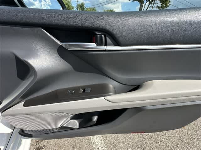 Thumbnail: 2023 Toyota Camry - 22