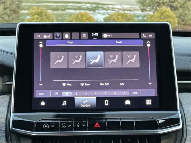 Thumbnail: 2022 Jeep Compass - 14