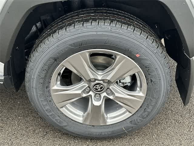 Thumbnail: 2025 Toyota RAV4 - 5