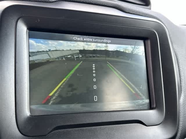 Thumbnail: 2021 Jeep Renegade - 13