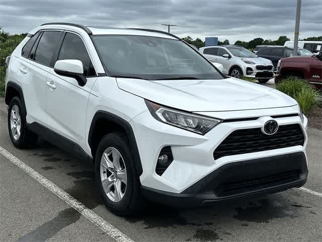 2021 Toyota RAV4 XLE 22