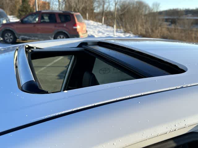 Thumbnail: 2025 Toyota Camry - 6