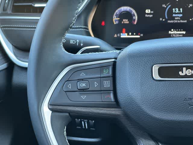 Thumbnail: 2023 Jeep Grand Cherokee - 8