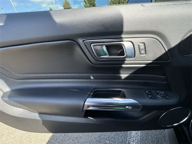 Thumbnail: 2022 Ford Mustang - 19