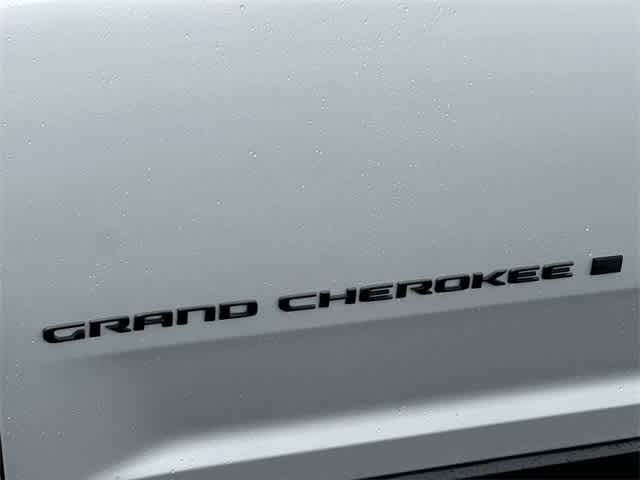 Thumbnail: 2023 Jeep Grand Cherokee - 20