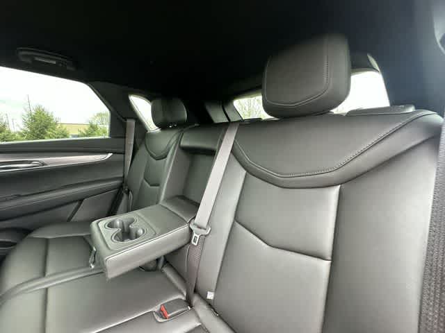 Thumbnail: 2021 Cadillac XT5 - 17