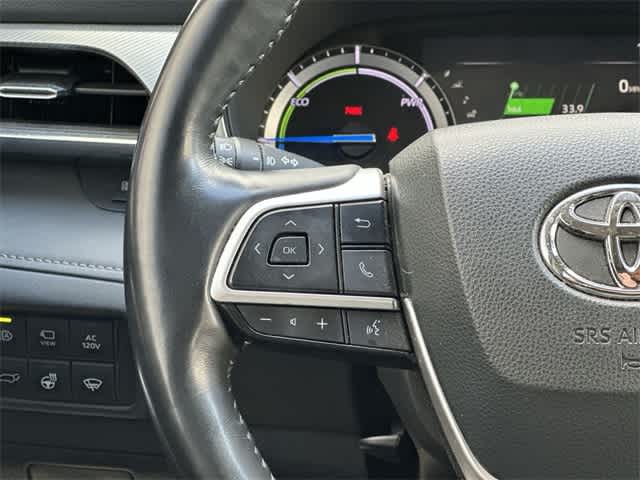 Thumbnail: 2022 Toyota Highlander - 9