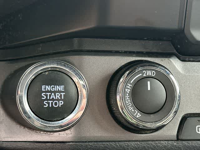 Thumbnail: 2023 Toyota Tacoma - 10