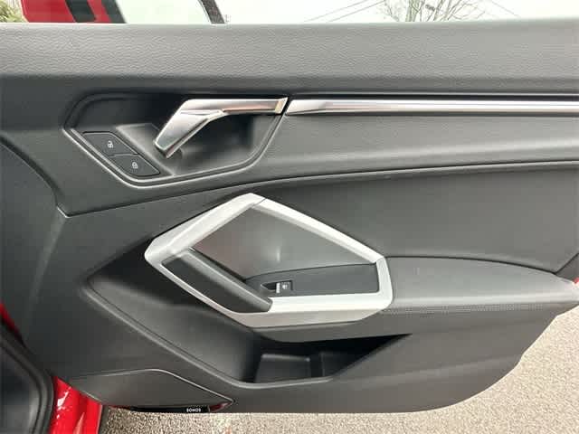 Thumbnail: 2022 Audi Q3 - 23