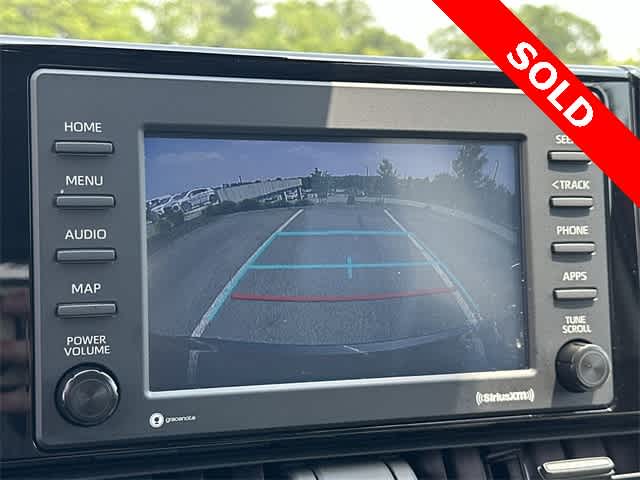 2022 Toyota RAV4 XLE 13