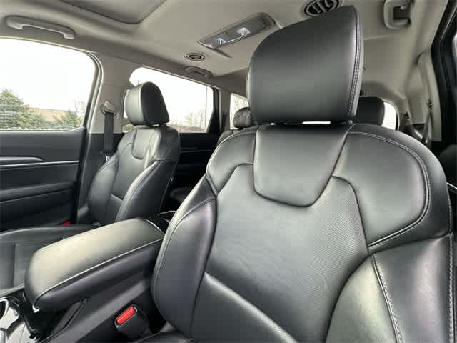 Thumbnail: 2021 Kia Telluride - 16