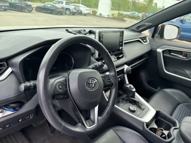 Thumbnail: 2020 Toyota RAV4 - 6