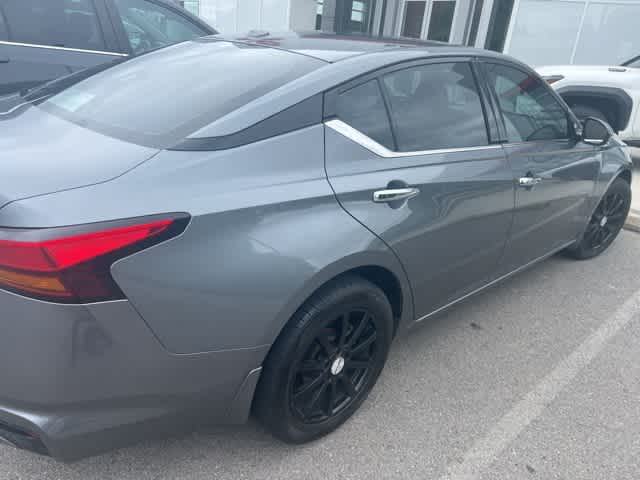 Thumbnail: 2020 Nissan Altima - 4