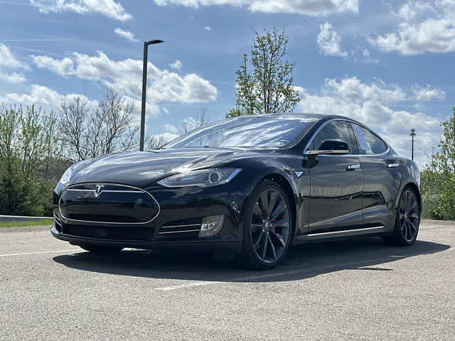 Thumbnail: 2015 Tesla Model S - 19