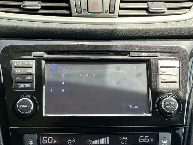 Thumbnail: 2016 Nissan Rogue - 11