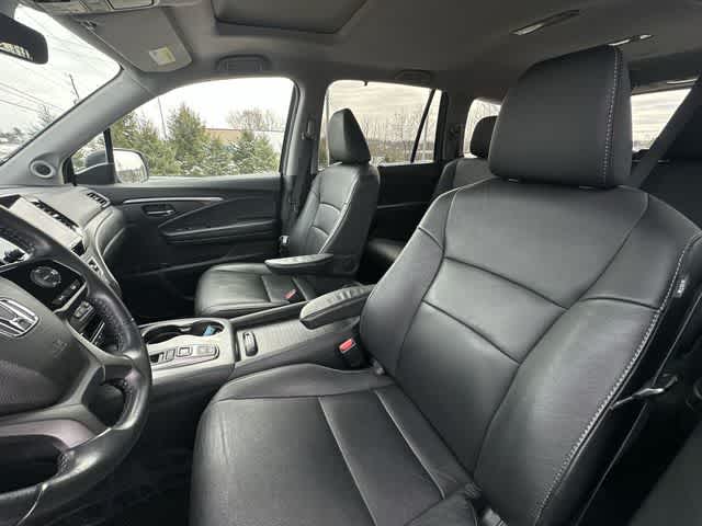 Thumbnail: 2022 Honda Pilot - 16