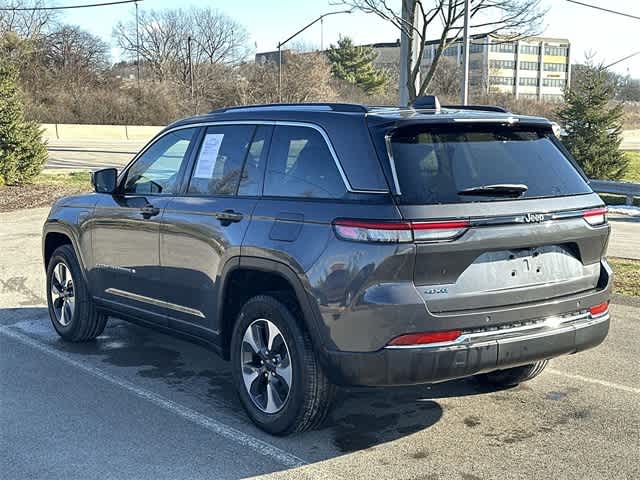 Thumbnail: 2022 Jeep Grand Cherokee - 24