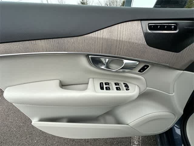 Thumbnail: 2023 Volvo XC90 - 18