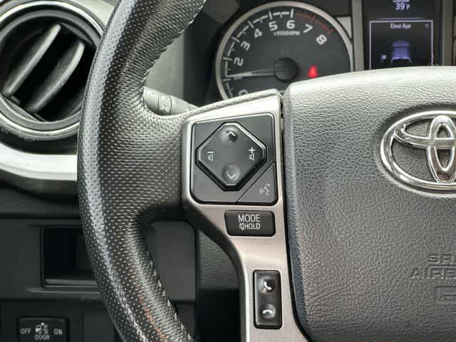 Thumbnail: 2019 Toyota Tacoma - 8