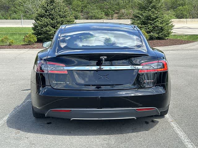 Thumbnail: 2015 Tesla Model S - 4