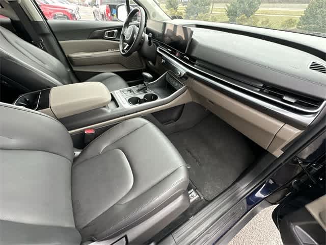 Thumbnail: 2025 Kia Carnival - 22