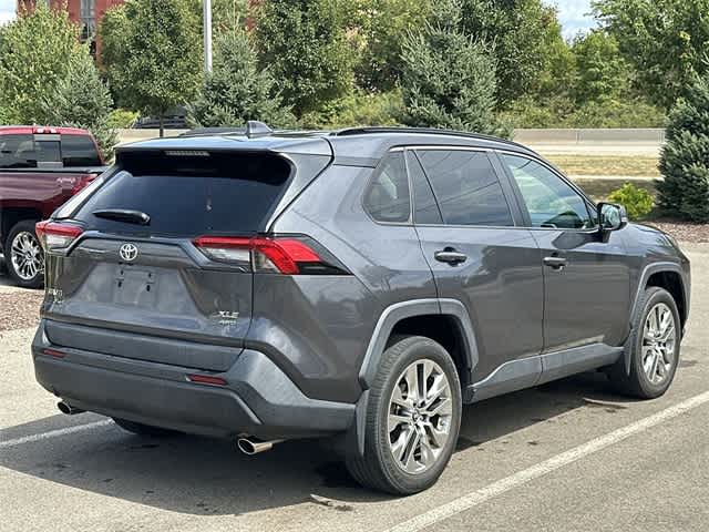 Thumbnail: 2019 Toyota RAV4 - 23