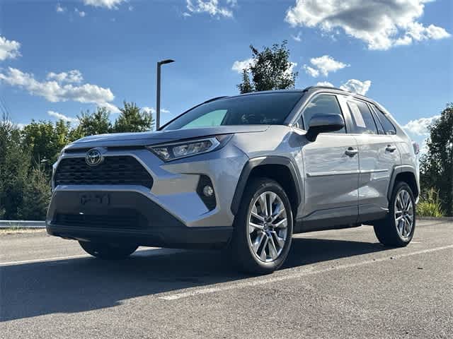 Thumbnail: 2019 Toyota RAV4 - 19