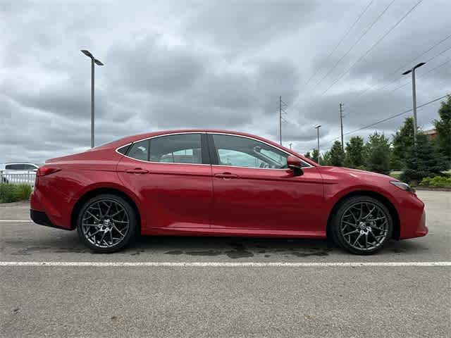 2025 Toyota Camry XLE 3