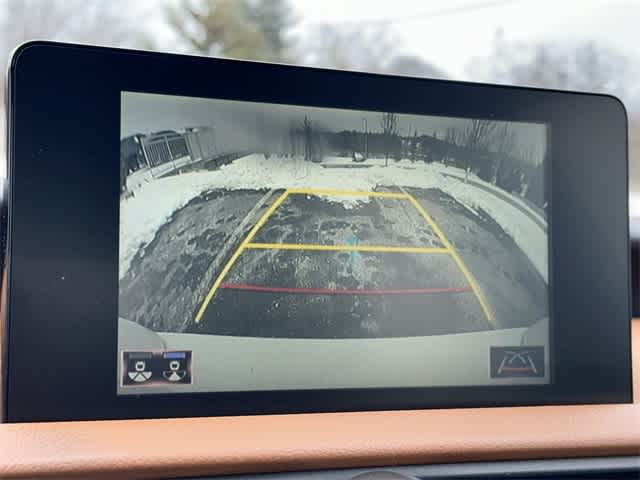 Thumbnail: 2022 Lexus IS - 14