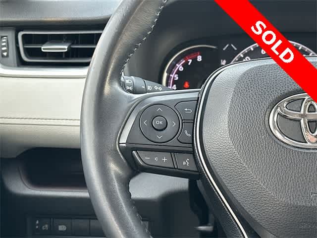 Thumbnail: 2019 Toyota RAV4 - 9