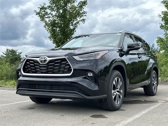 Thumbnail: 2024 Toyota Highlander - 33