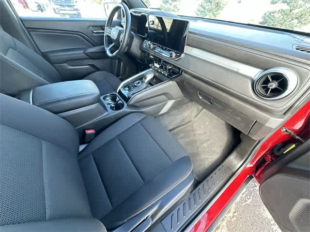 Thumbnail: 2023 Chevrolet Colorado - 20