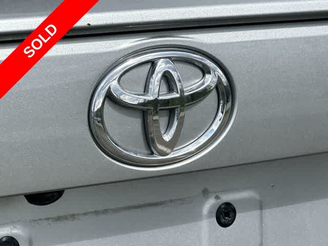Thumbnail: 2021 Toyota RAV4 - 25