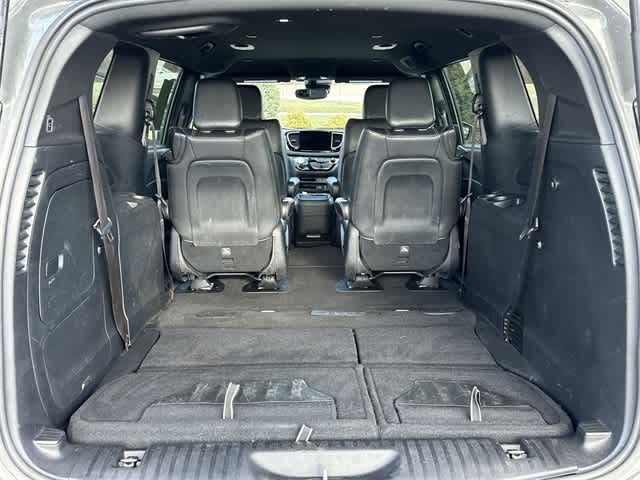 Thumbnail: 2022 Chrysler Pacifica - 23