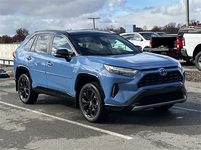 Thumbnail: 2023 Toyota RAV4 - 22