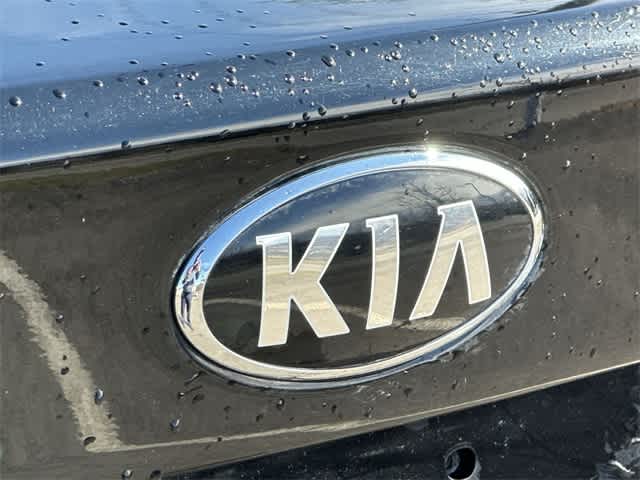 Thumbnail: 2020 Kia Optima - 18