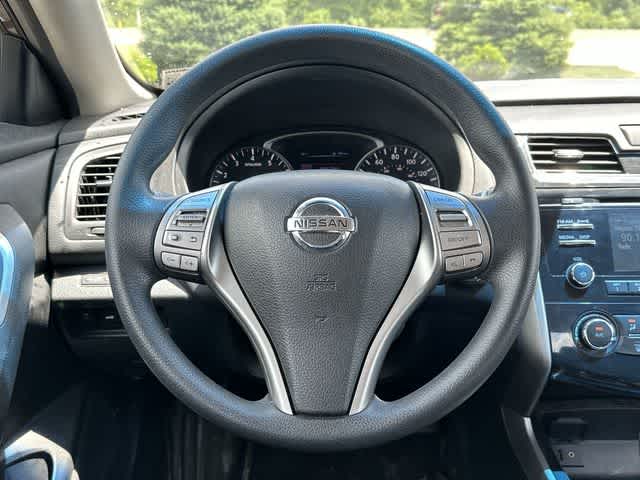 Thumbnail: 2015 Nissan Altima - 6