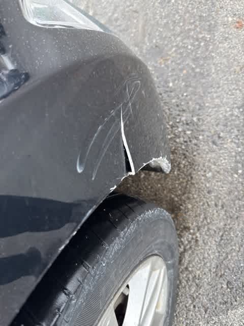 Thumbnail: 2016 Hyundai Elantra - 3