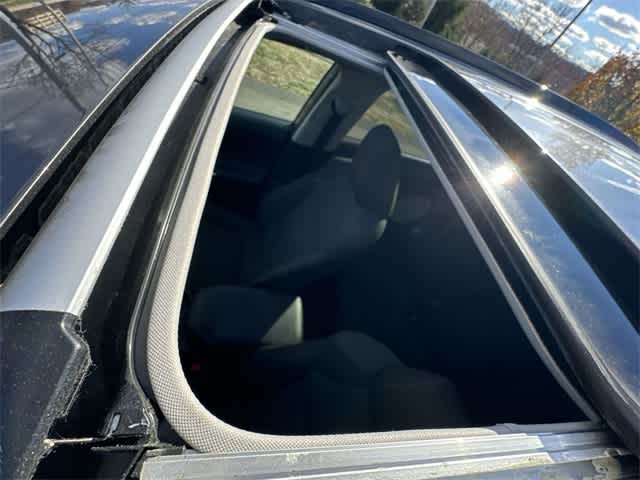 Thumbnail: 2023 Toyota RAV4 - 6