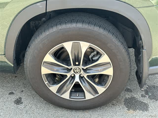 2024 Toyota Highlander XLE 4
