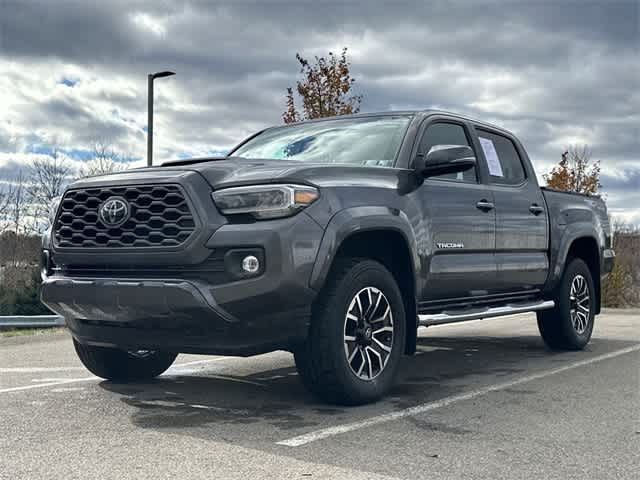Thumbnail: 2022 Toyota Tacoma - 18